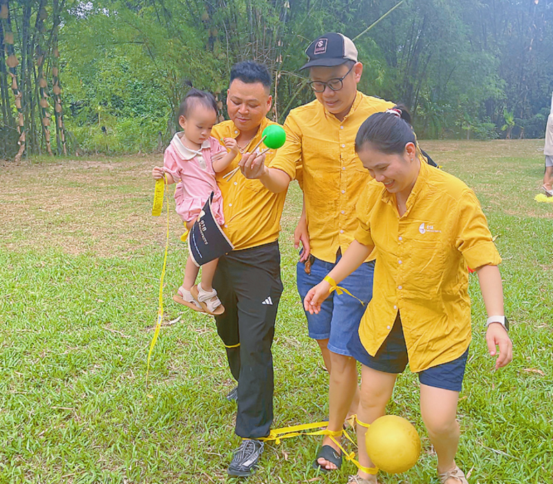 Những phút giây gần gũi của Team 618 trong hành trình 2 ngày 1 đêm.