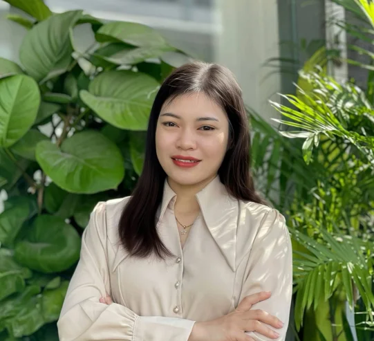 MS. Hà Giang